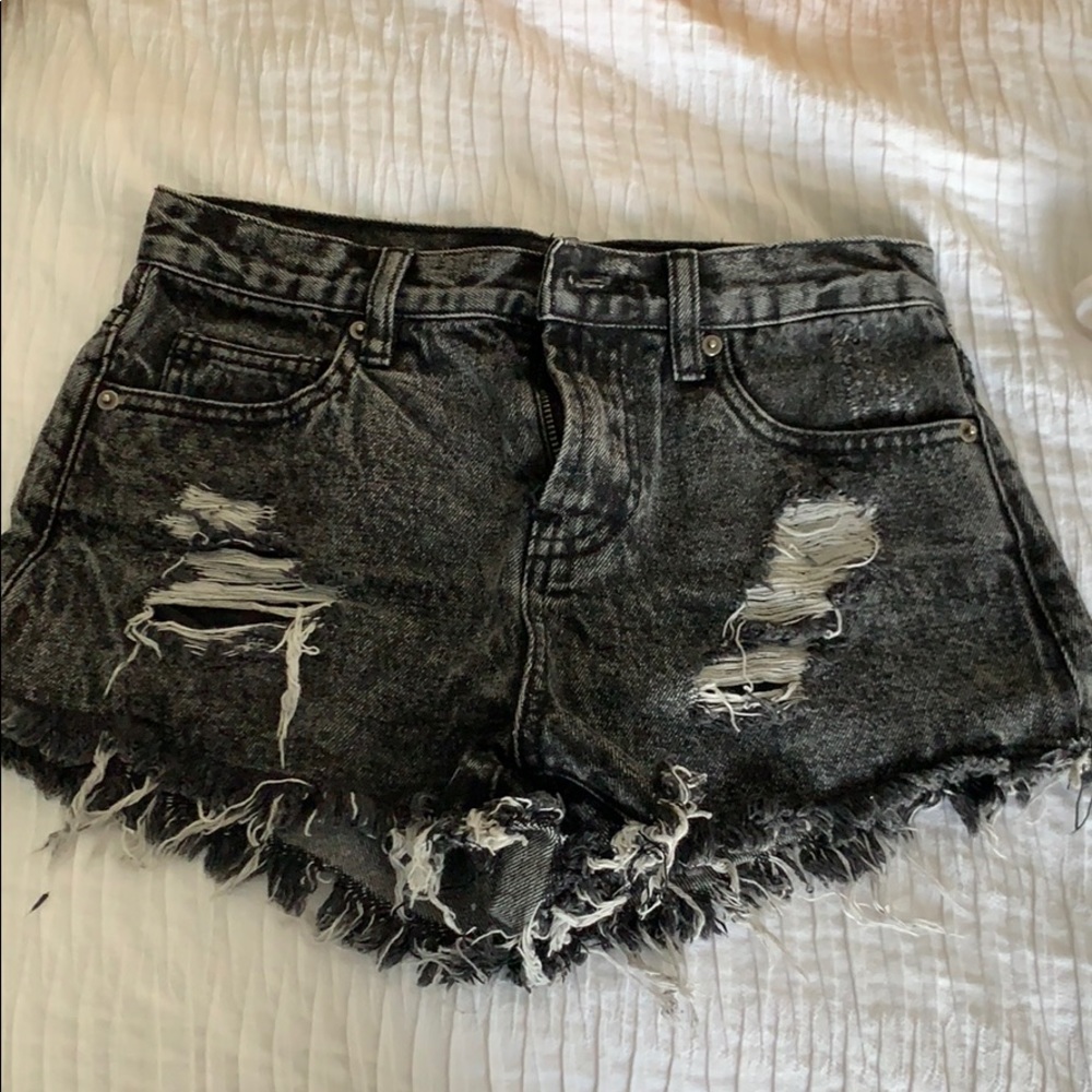 Distressed high waisted shorts